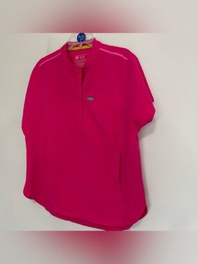 FIGS Women's Hot Pink Medical Scrub Top~ Size Large ~ Medical‎ Staff